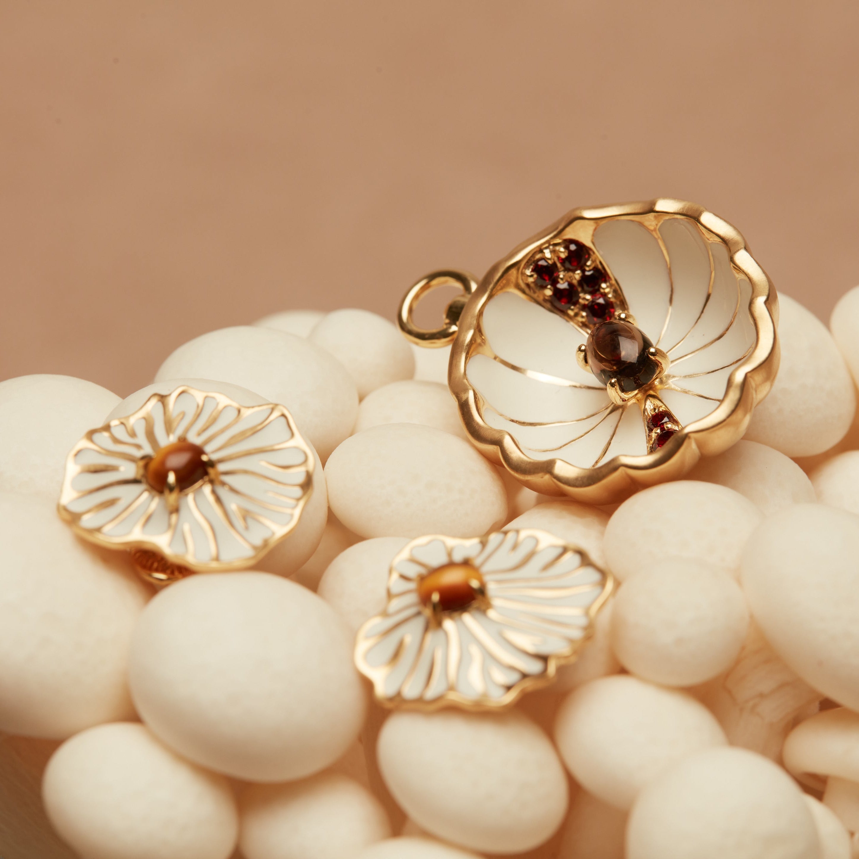 Mycelium Spore Charm