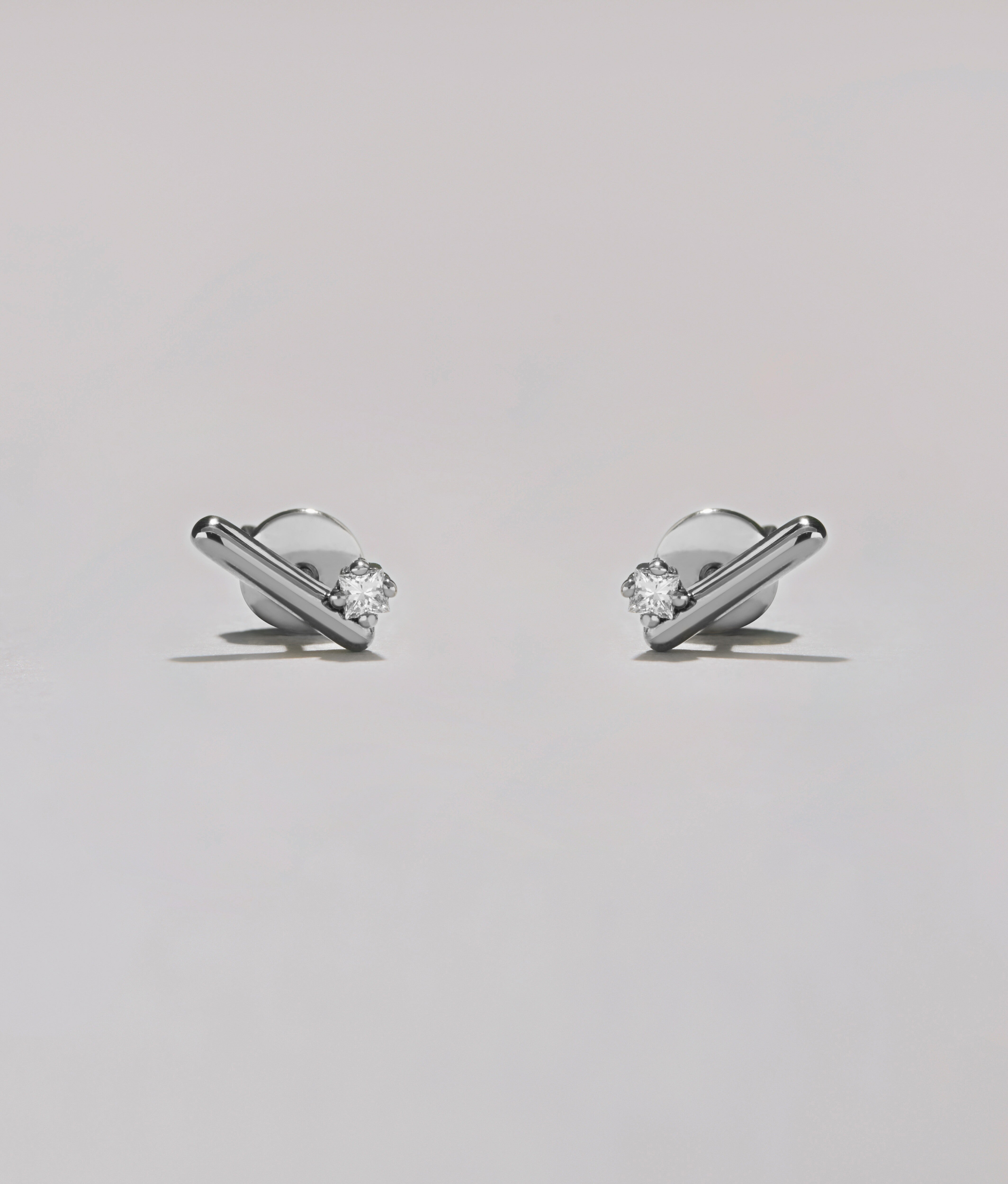 Diamond Bar Stud