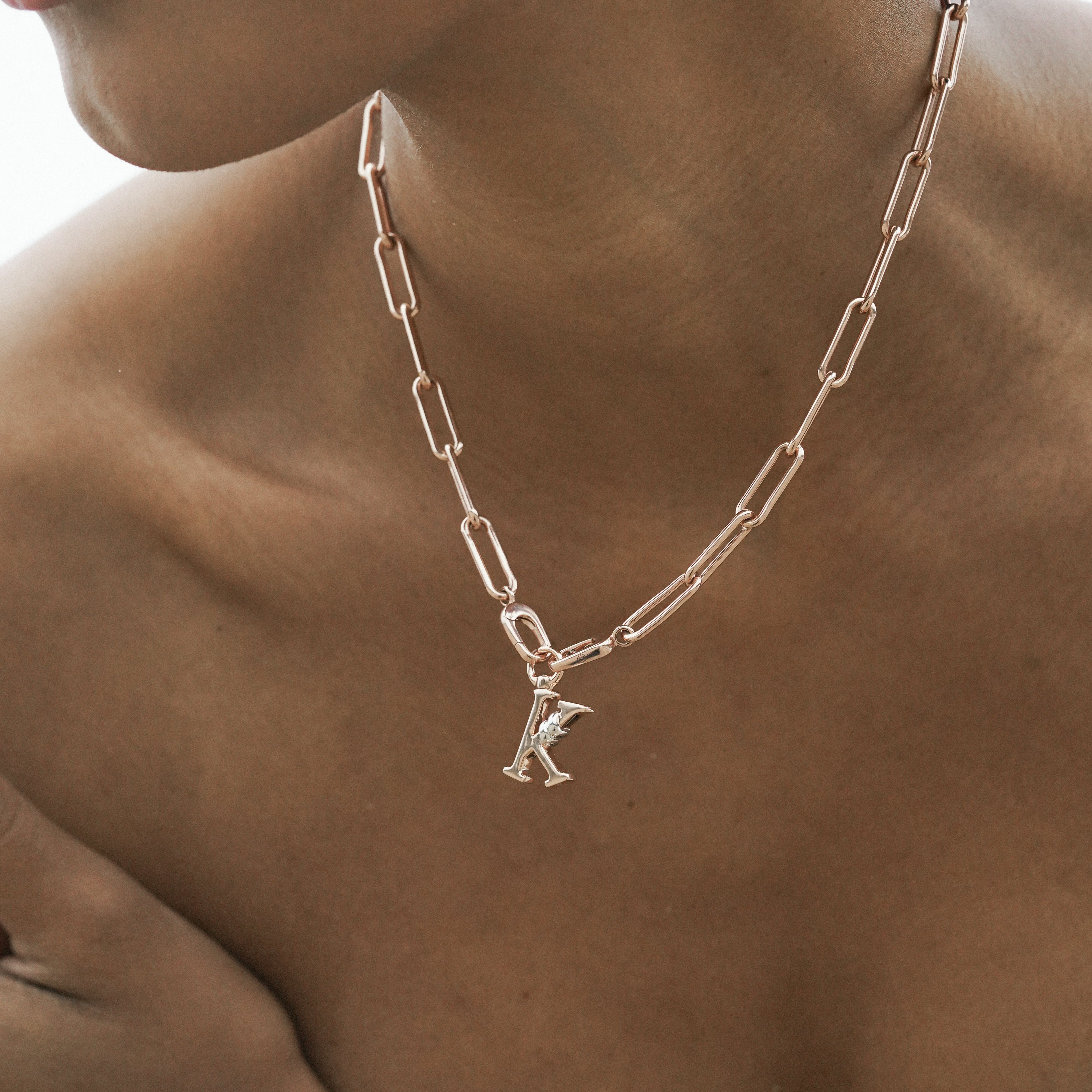 B | Unius Letter Charm