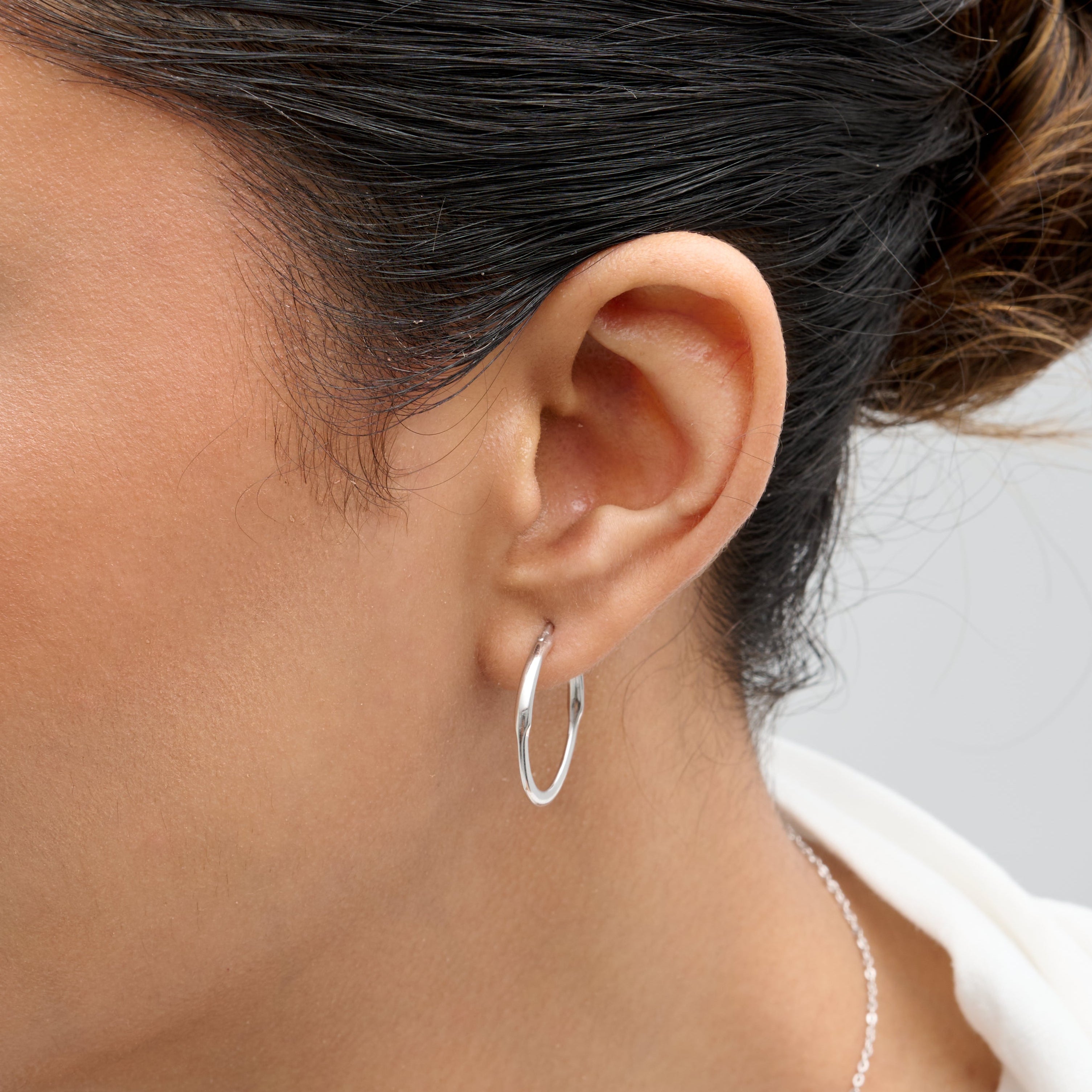 Dainty Hoop Earrings