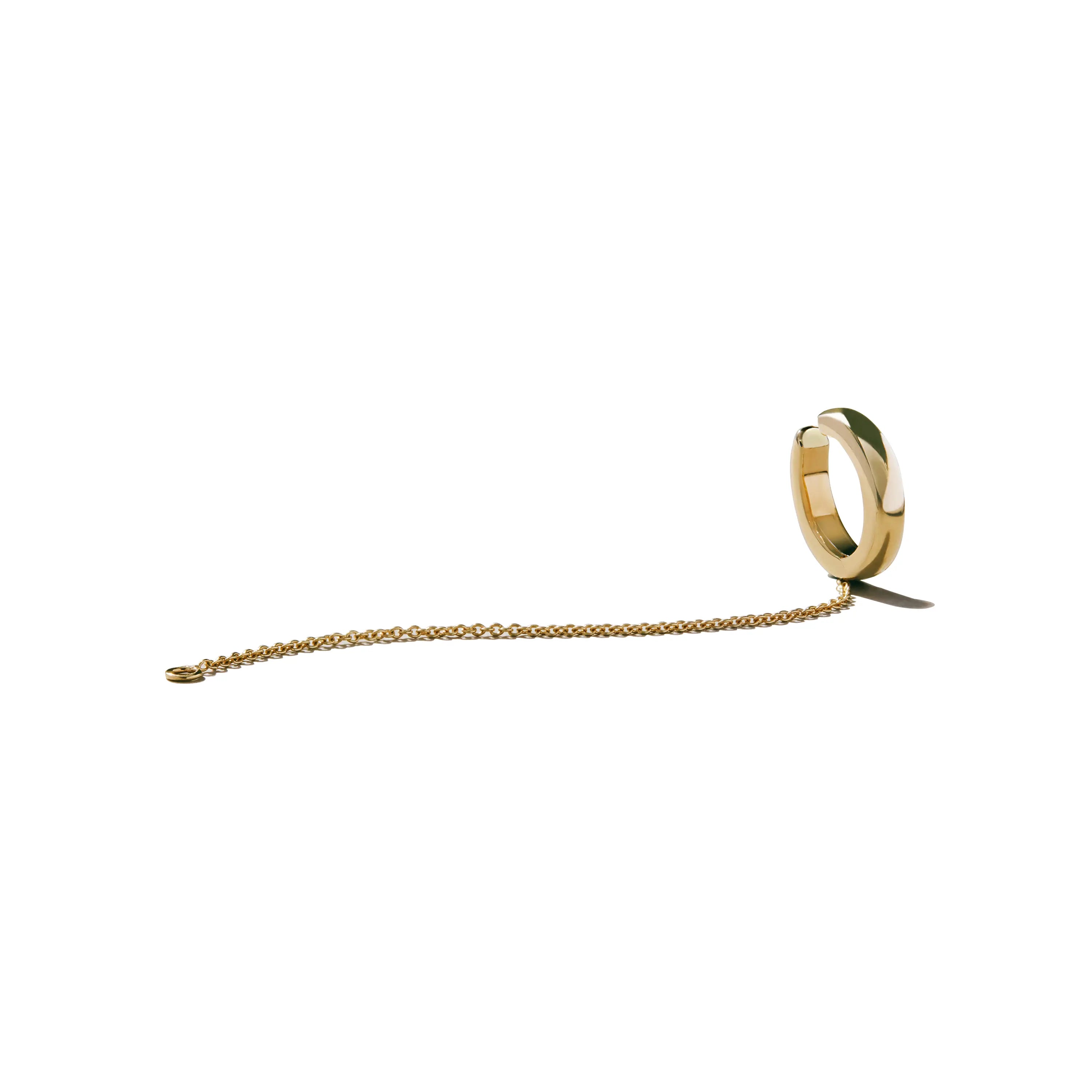 Essential ear cuff